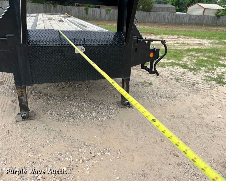 image for item DS2945 2020 PJ LD402 equipment trailer