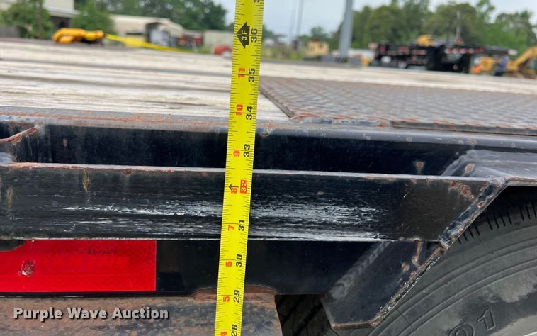 image for item DS2945 2020 PJ LD402 equipment trailer