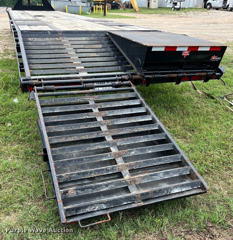image for item DS2945 2020 PJ LD402 equipment trailer