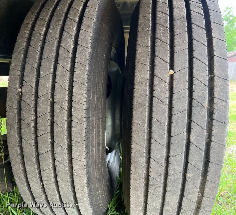 image for item DS2945 2020 PJ LD402 equipment trailer