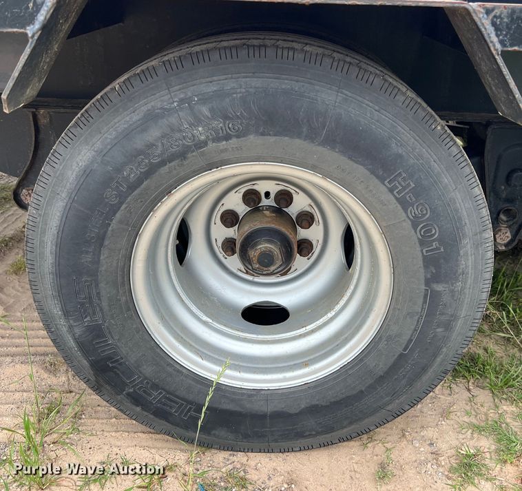 image for item DS2945 2020 PJ LD402 equipment trailer