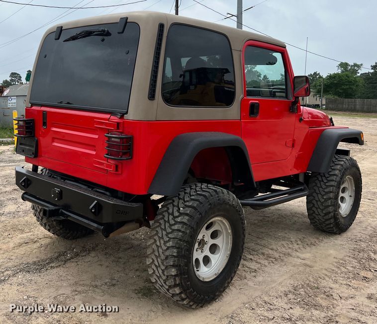 image for item DS2948 2000 Jeep Wrangler SUV