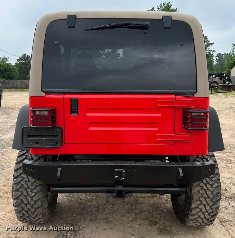 image for item DS2948 2000 Jeep Wrangler SUV