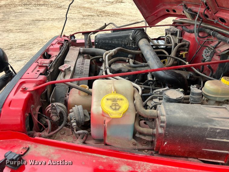 image for item DS2948 2000 Jeep Wrangler SUV