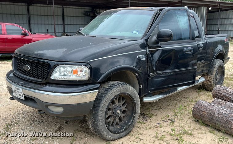 image for item DS3017 2003 Ford F150  SuperCrew pickup truck