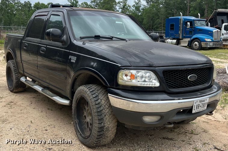 image for item DS3017 2003 Ford F150  SuperCrew pickup truck