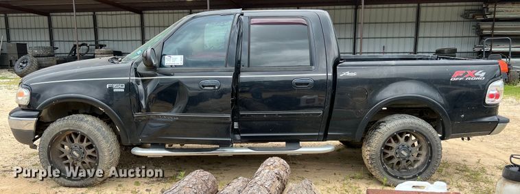 image for item DS3017 2003 Ford F150  SuperCrew pickup truck