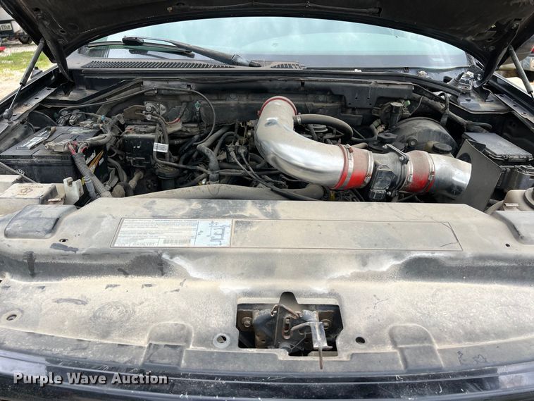 image for item DS3017 2003 Ford F150  SuperCrew pickup truck