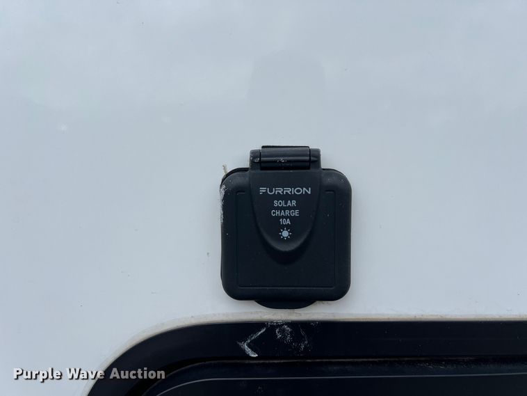 image for item DS3034 2021 Keystone Avalanche 395 BH Camper