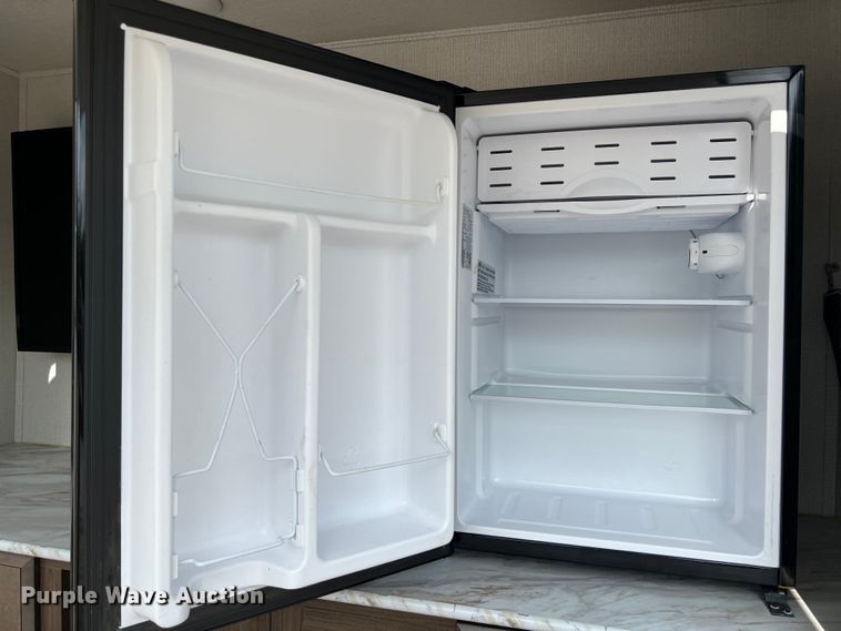 image for item DS3034 2021 Keystone Avalanche 395 BH Camper