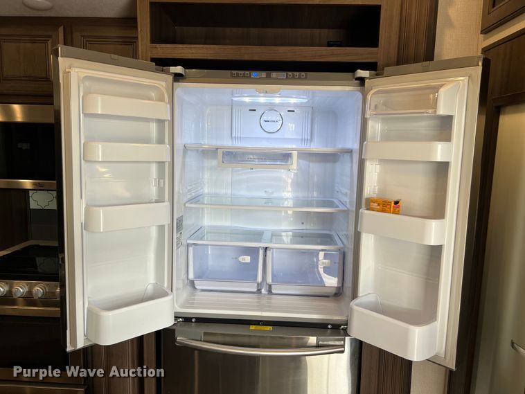 image for item DS3034 2021 Keystone Avalanche 395 BH Camper