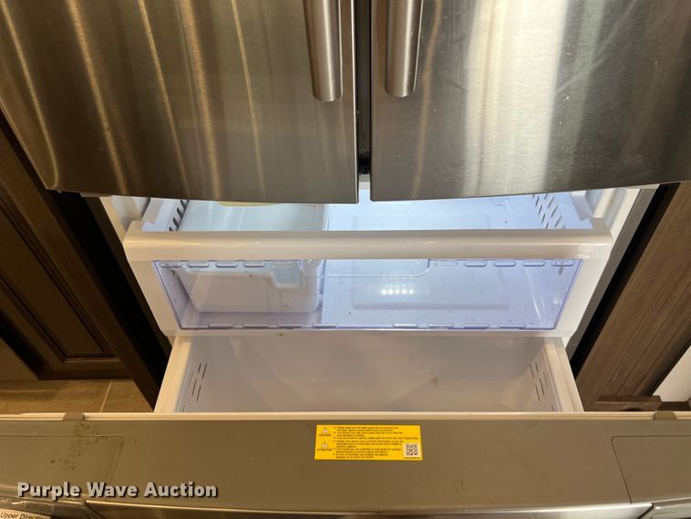 image for item DS3034 2021 Keystone Avalanche 395 BH Camper