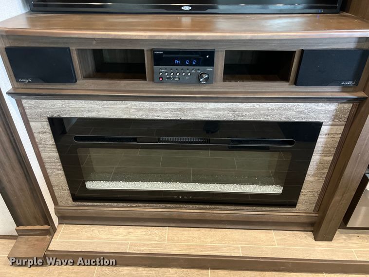 image for item DS3034 2021 Keystone Avalanche 395 BH Camper