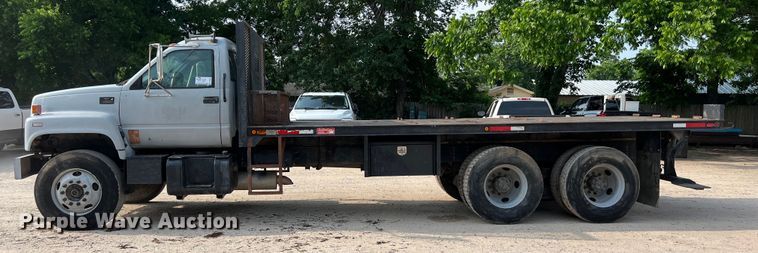 image for item DS3045 2002 Chevrolet C8500 flatbed truck