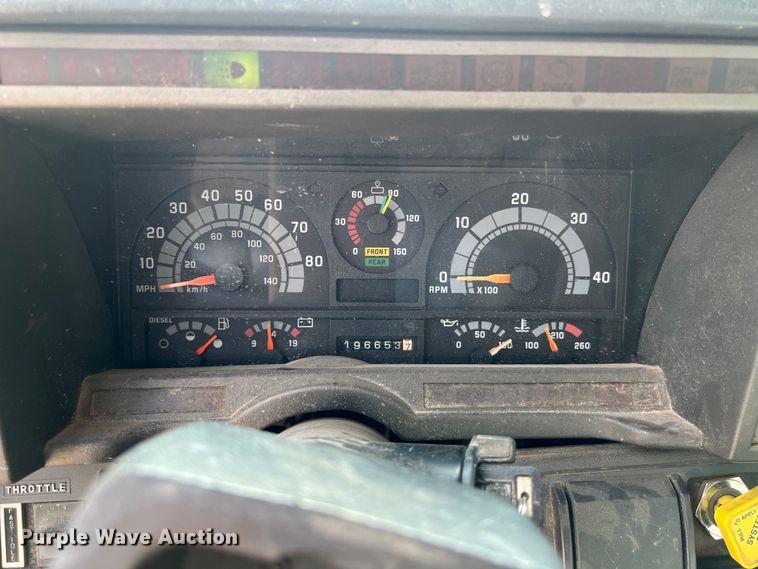 image for item DS3045 2002 Chevrolet C8500 flatbed truck