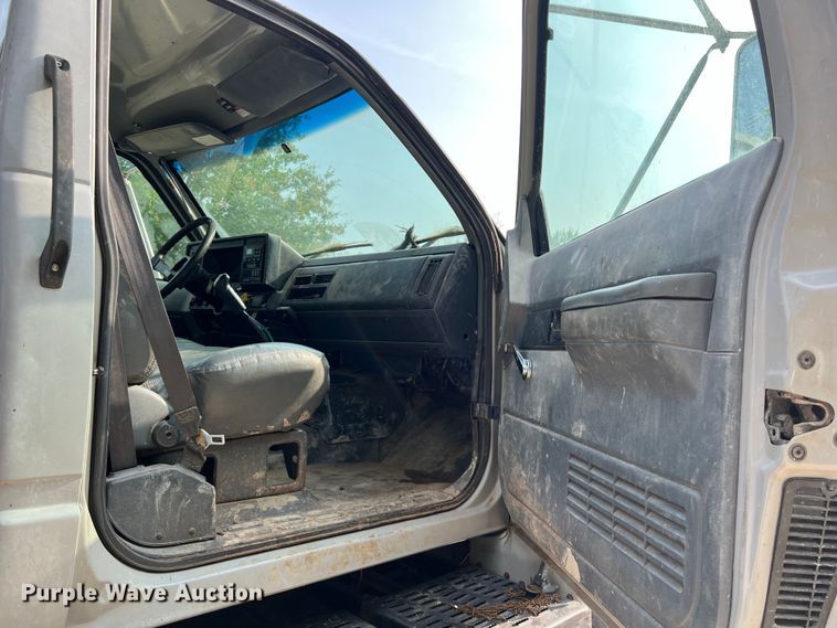 image for item DS3045 2002 Chevrolet C8500 flatbed truck