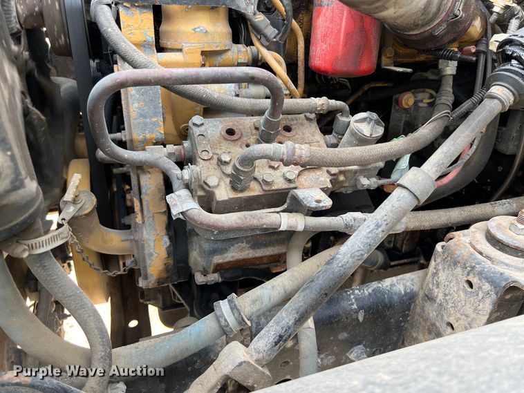 image for item DS3045 2002 Chevrolet C8500 flatbed truck