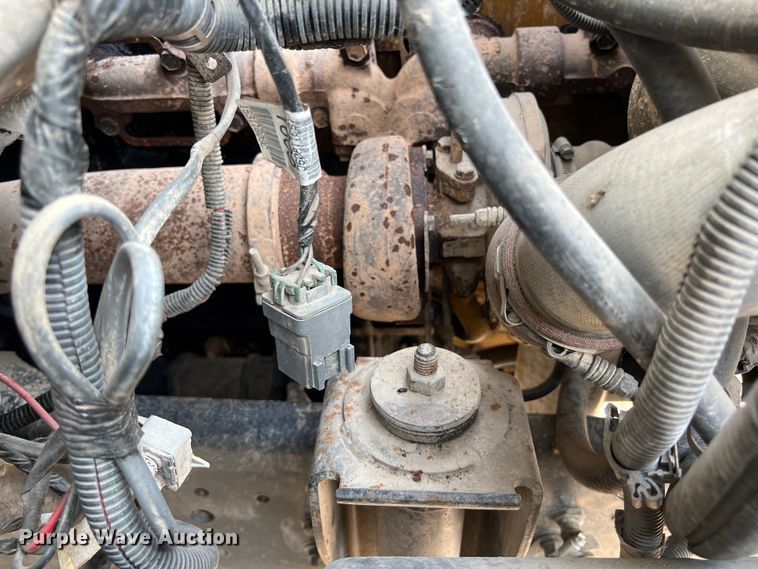 image for item DS3045 2002 Chevrolet C8500 flatbed truck