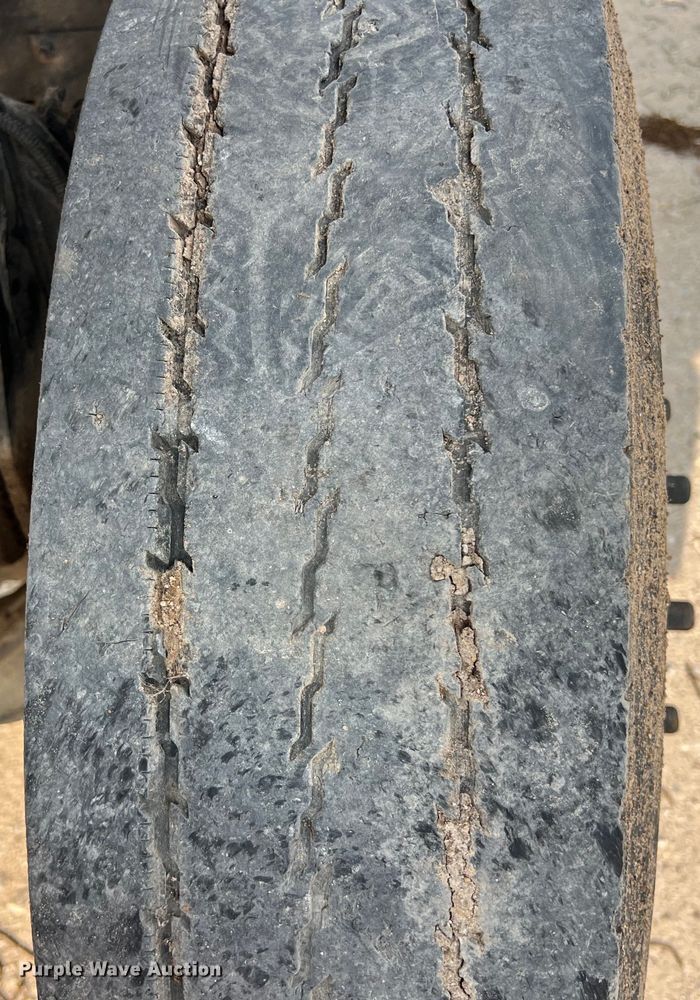 image for item DS3045 2002 Chevrolet C8500 flatbed truck