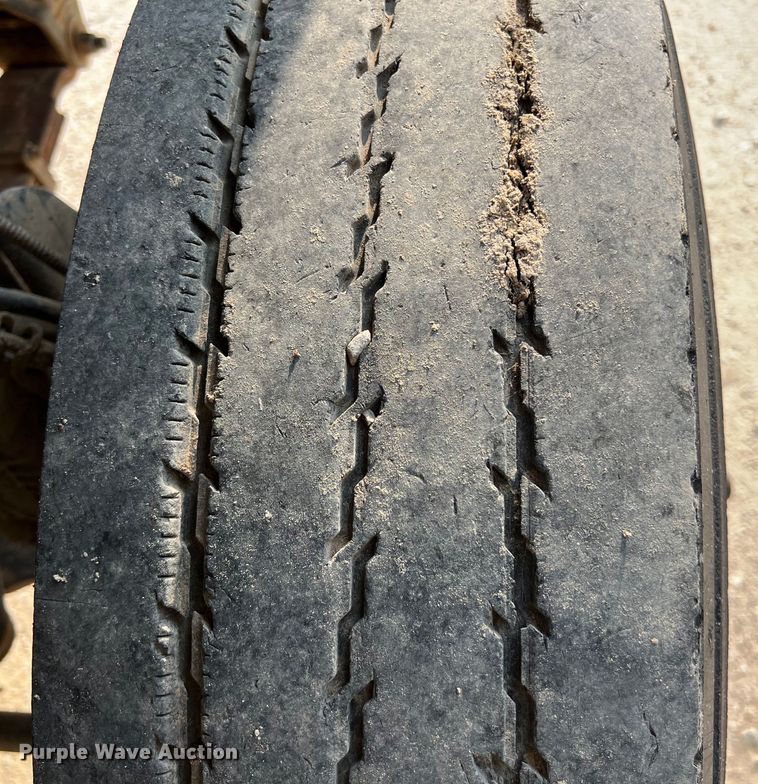 image for item DS3045 2002 Chevrolet C8500 flatbed truck