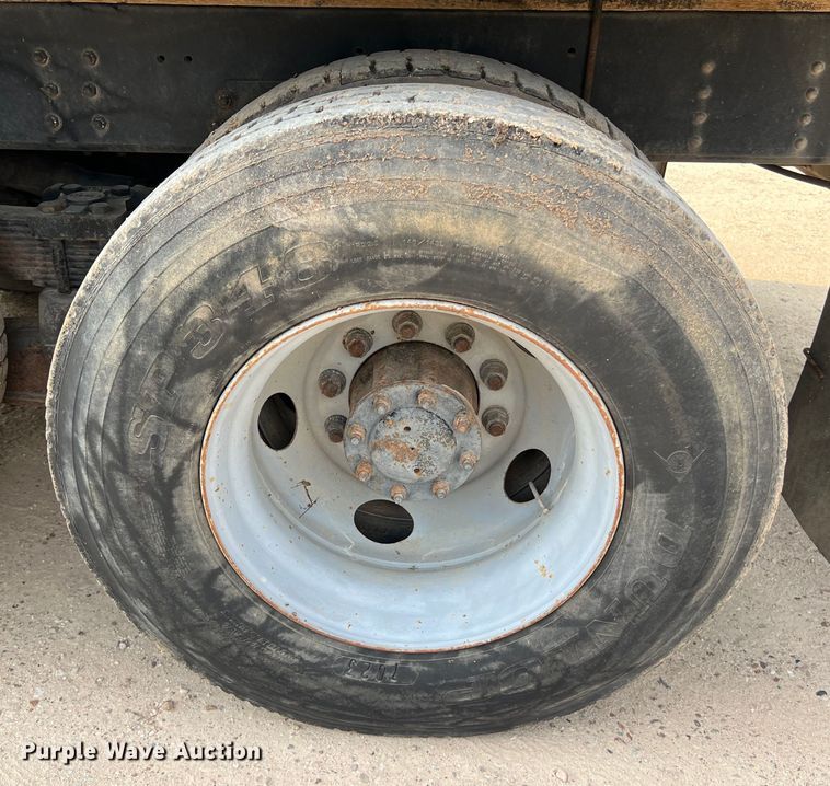 image for item DS3045 2002 Chevrolet C8500 flatbed truck