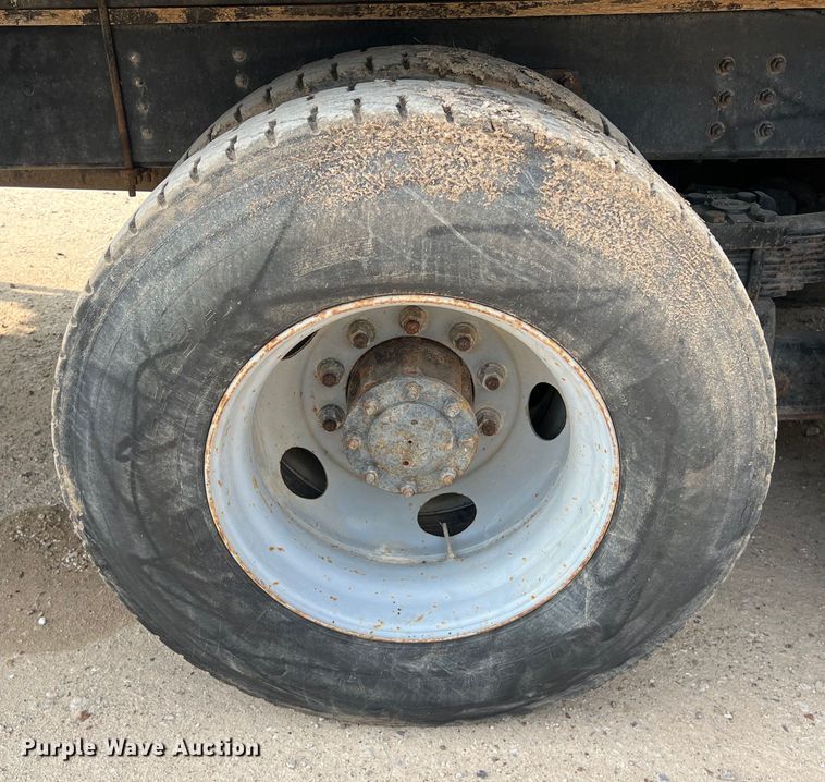 image for item DS3045 2002 Chevrolet C8500 flatbed truck