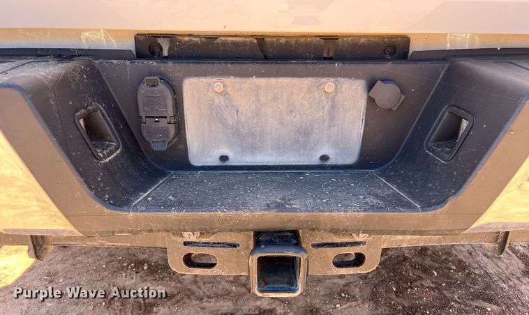 image for item DS3052 2019 Ford F250 Super Duty XL Crew Cab pickup truck