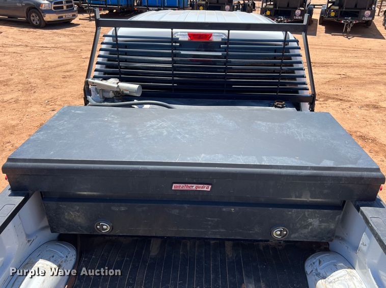 image for item DS3052 2019 Ford F250 Super Duty XL Crew Cab pickup truck