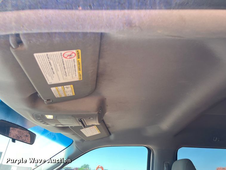 image for item DS3052 2019 Ford F250 Super Duty XL Crew Cab pickup truck