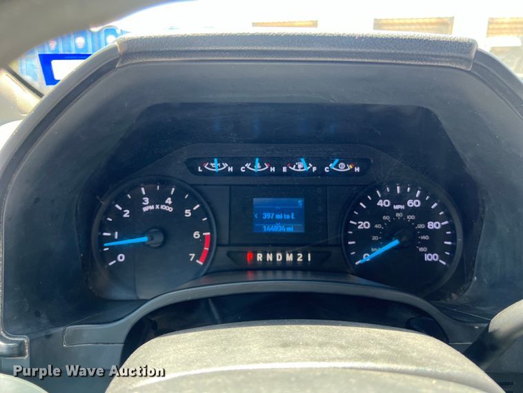 image for item DS3052 2019 Ford F250 Super Duty XL Crew Cab pickup truck