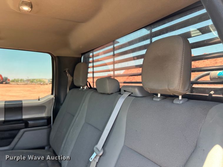 image for item DS3052 2019 Ford F250 Super Duty XL Crew Cab pickup truck