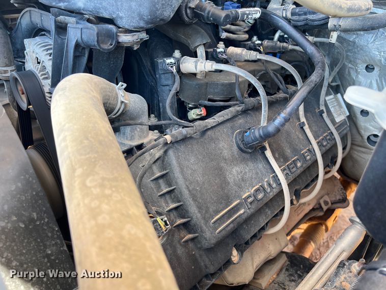 image for item DS3052 2019 Ford F250 Super Duty XL Crew Cab pickup truck