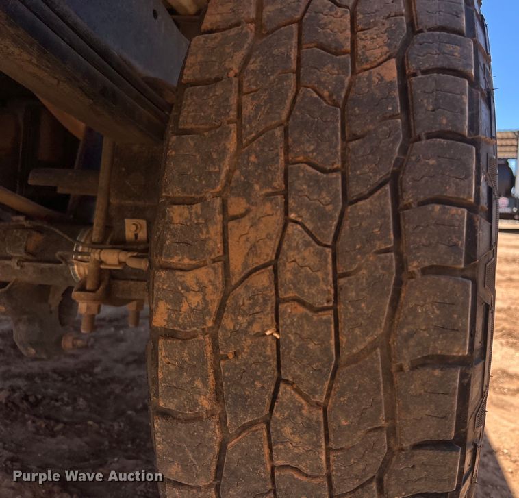 image for item DS3052 2019 Ford F250 Super Duty XL Crew Cab pickup truck