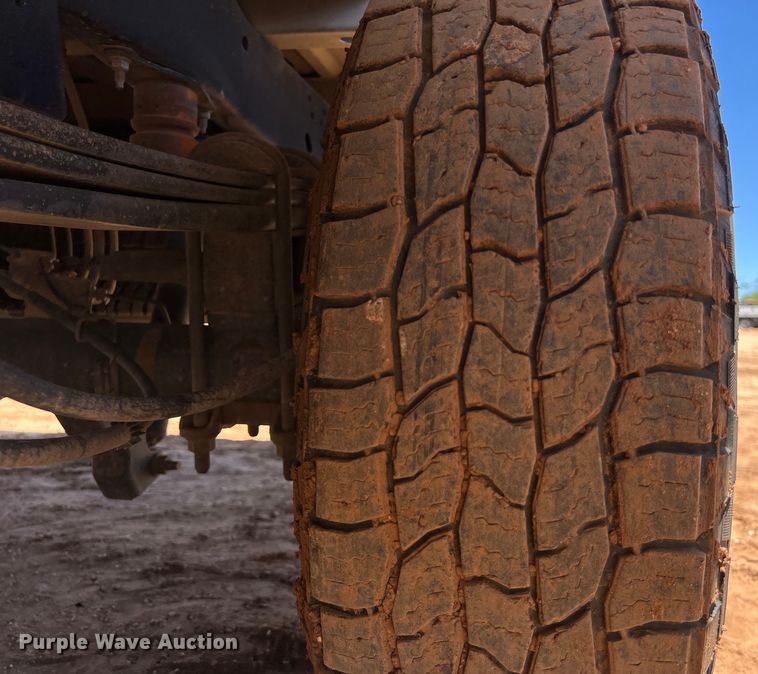 image for item DS3052 2019 Ford F250 Super Duty XL Crew Cab pickup truck