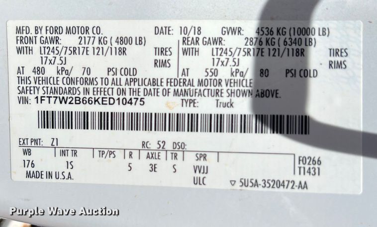 image for item DS3052 2019 Ford F250 Super Duty XL Crew Cab pickup truck