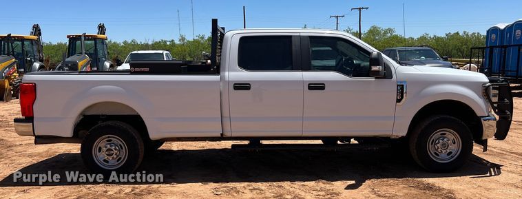 image for item DS3053 2018 Ford F250 Super Duty XL Crew Cab pickup truck