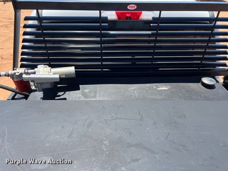 image for item DS3053 2018 Ford F250 Super Duty XL Crew Cab pickup truck