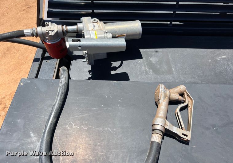 image for item DS3053 2018 Ford F250 Super Duty XL Crew Cab pickup truck