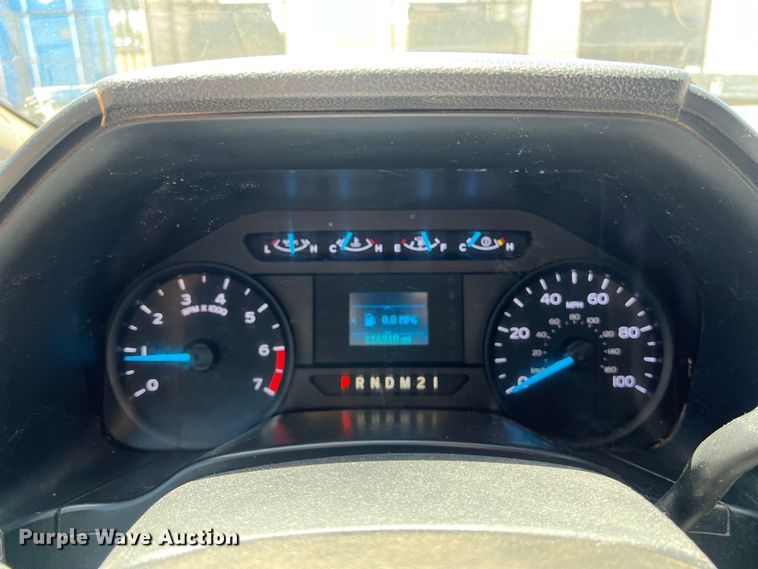 image for item DS3053 2018 Ford F250 Super Duty XL Crew Cab pickup truck