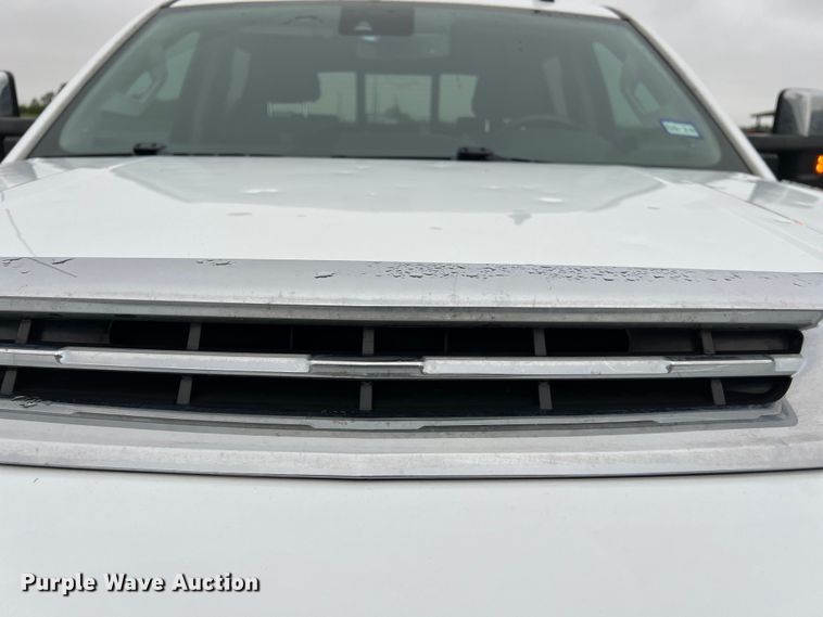 image for item DS3060 2019 Chevrolet  3500HD Crew Cab pickup truck