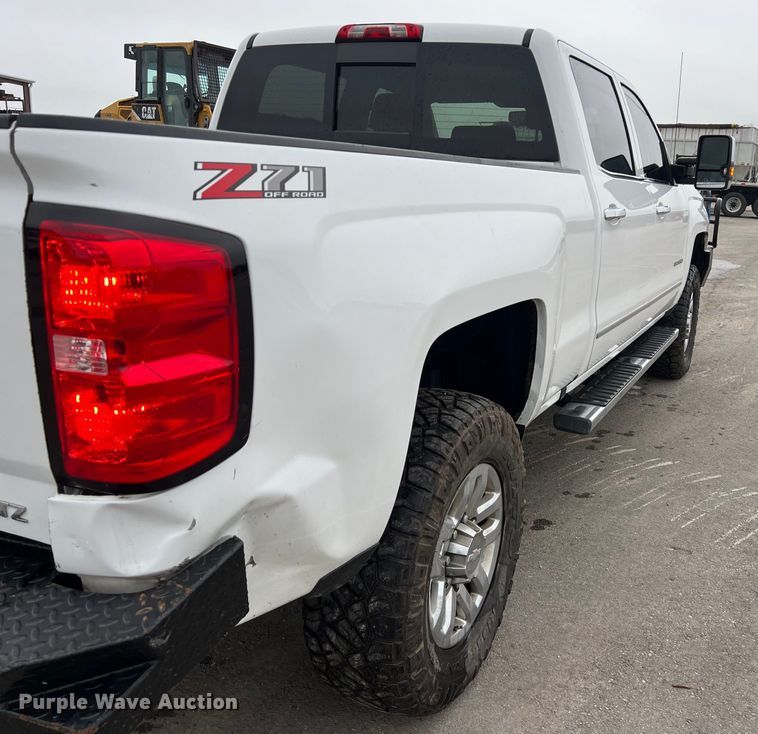 image for item DS3060 2019 Chevrolet  3500HD Crew Cab pickup truck