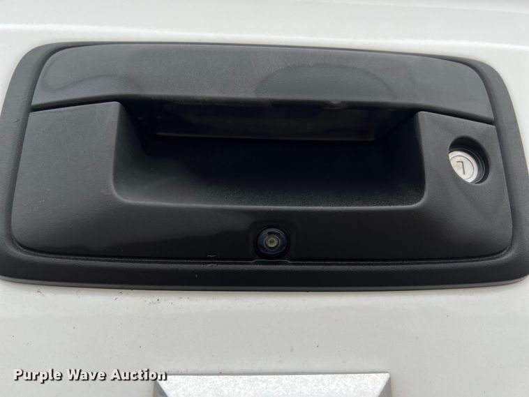 image for item DS3060 2019 Chevrolet  3500HD Crew Cab pickup truck