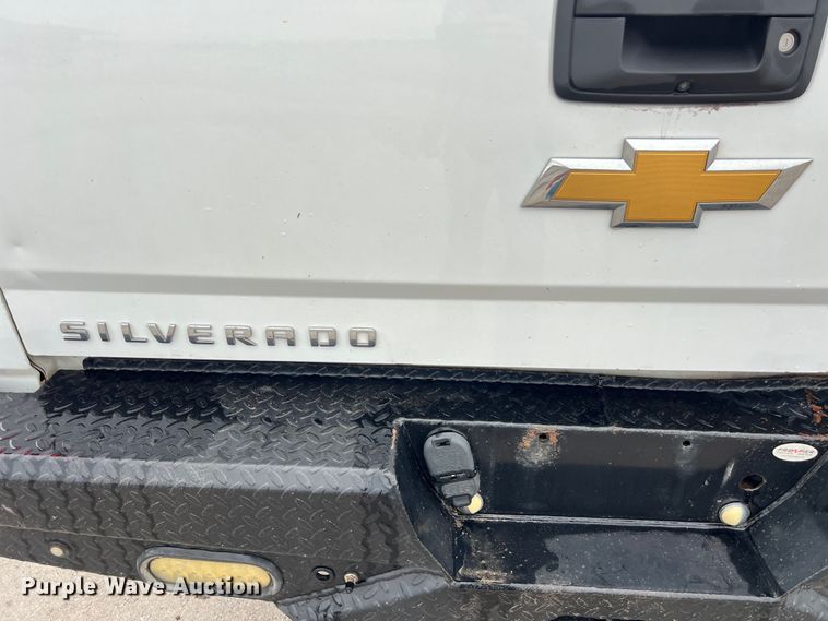 image for item DS3060 2019 Chevrolet  3500HD Crew Cab pickup truck