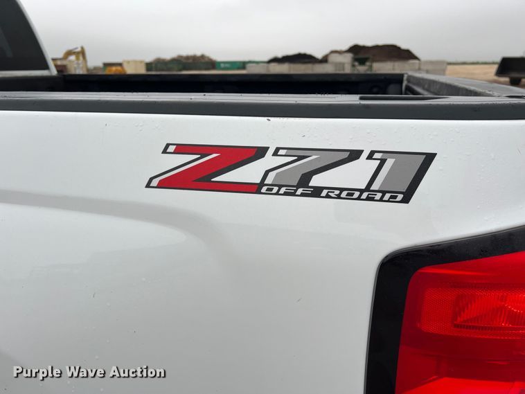 image for item DS3060 2019 Chevrolet  3500HD Crew Cab pickup truck