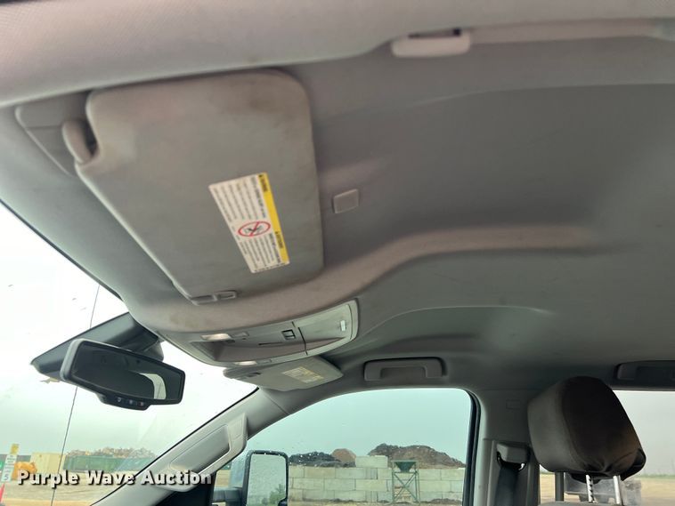 image for item DS3060 2019 Chevrolet  3500HD Crew Cab pickup truck