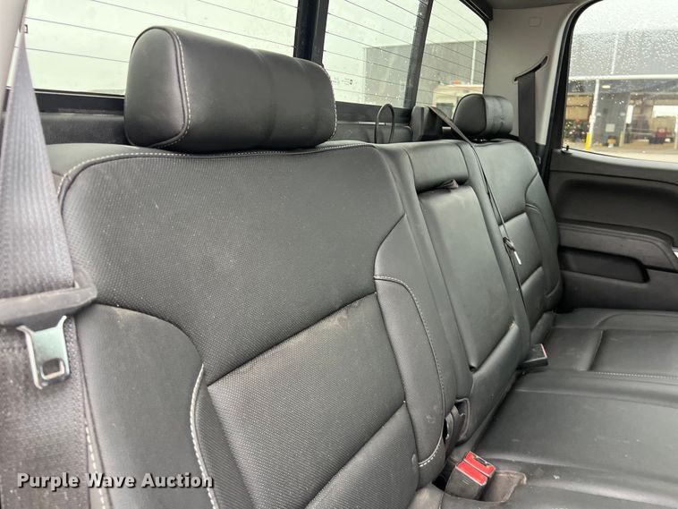 image for item DS3060 2019 Chevrolet  3500HD Crew Cab pickup truck