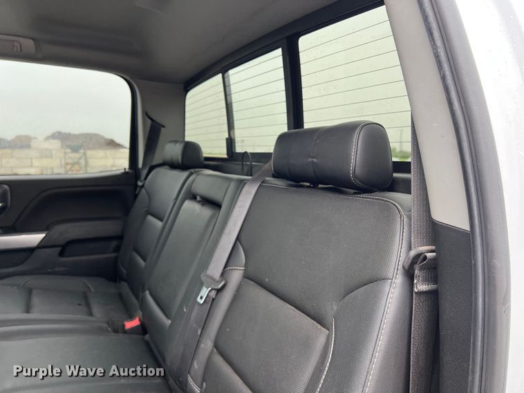 image for item DS3060 2019 Chevrolet  3500HD Crew Cab pickup truck