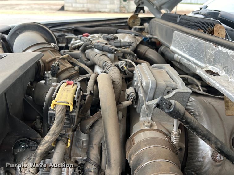 image for item DS3060 2019 Chevrolet  3500HD Crew Cab pickup truck