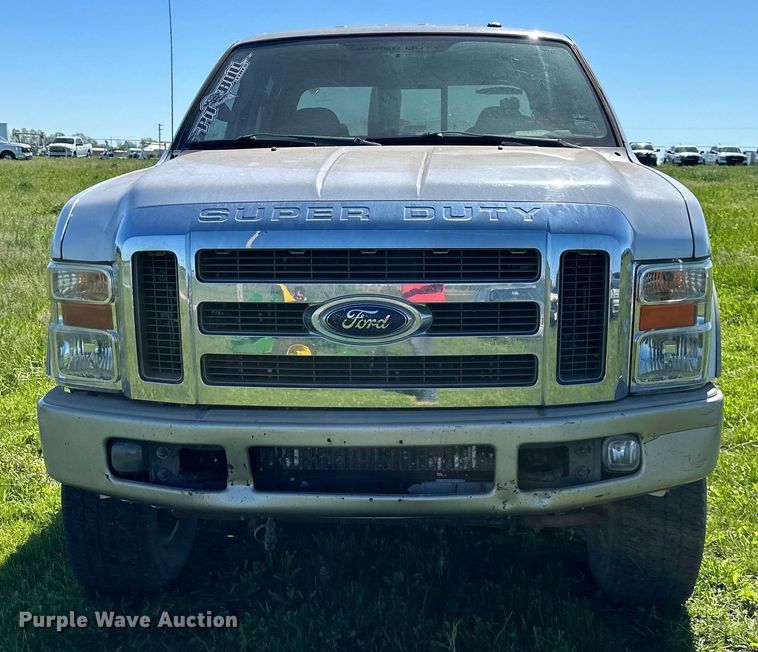 image for item DS4149 2009 Ford F250 Super Duty Crew Cab pickup truck