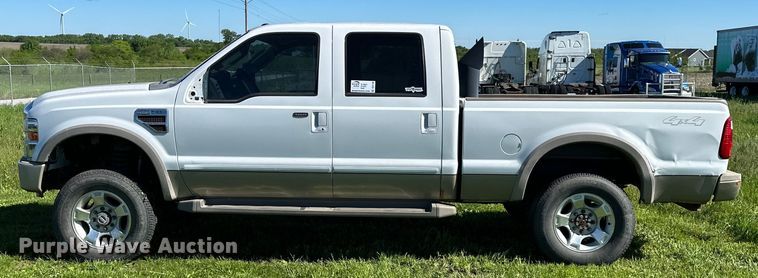 image for item DS4149 2009 Ford F250 Super Duty Crew Cab pickup truck